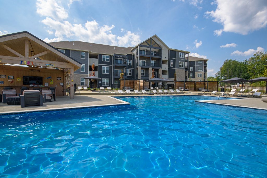 VC Lane - Luxury Apartment with a  Pool